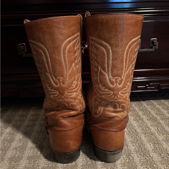 Frye vintage harness stitched eagle boot size 9 - Picture 3 of 3